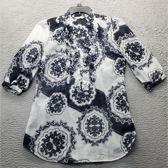 New York & Company Other - New York & Company Sheer Cover-up Overshirt Women's S Multi Geometric 3/4 Sleeve